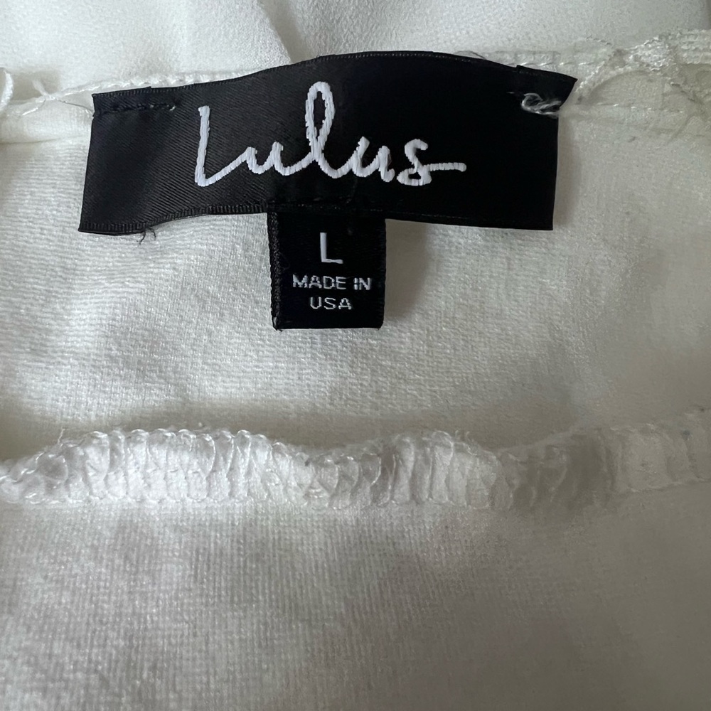 Lulu's White Halter High-Low Maxi Dress with Lace Back Sz/L - Picture 9 of 10